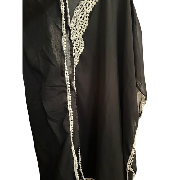 Shoreline Swimsuit Cover Up Plus Size Black & White - Picture 2 of 7